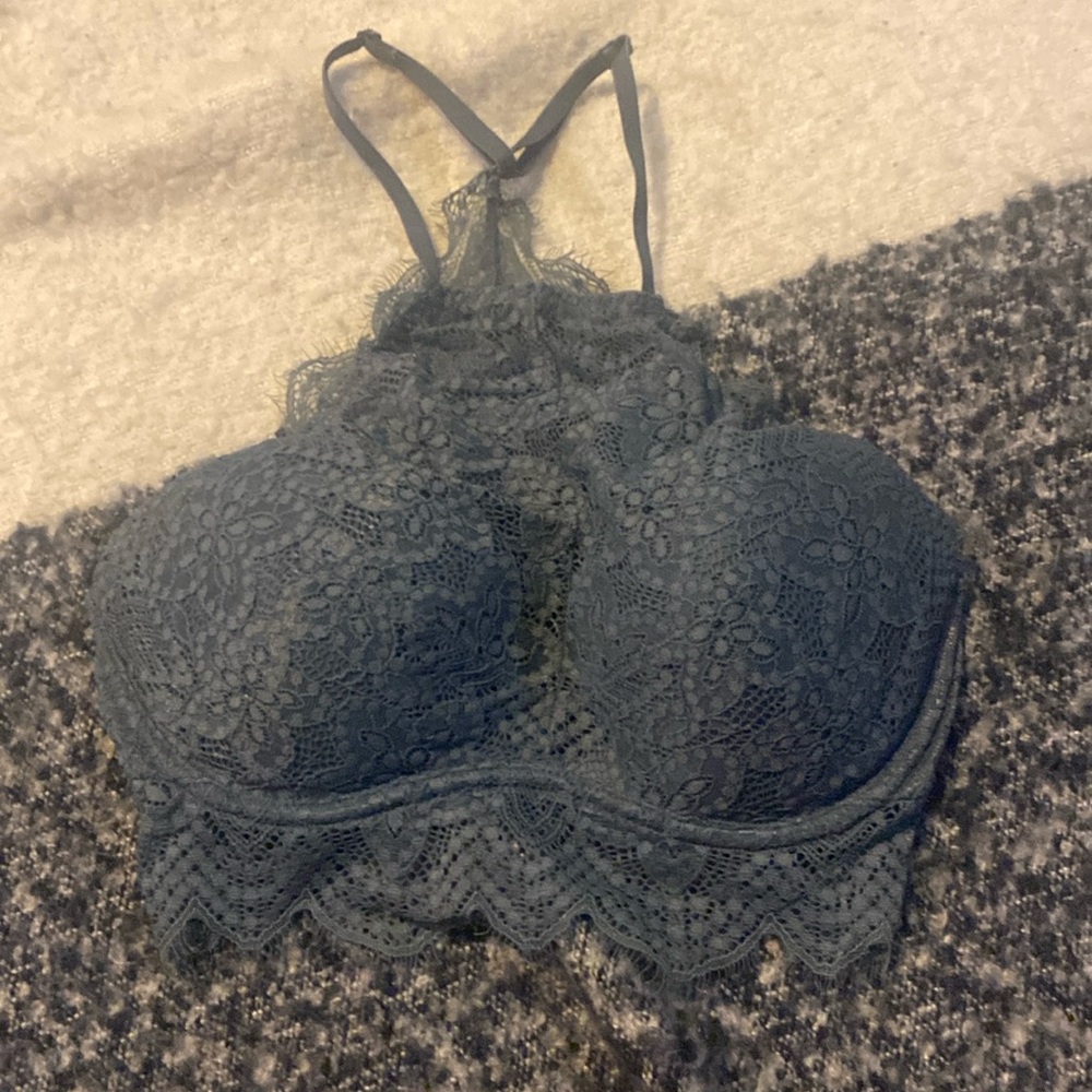 Victoria’s Secret pink bra
